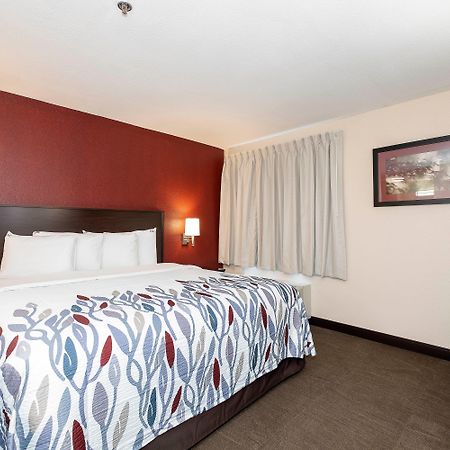 Red Roof Inn Raleigh Southwest - Cary Kültér fotó