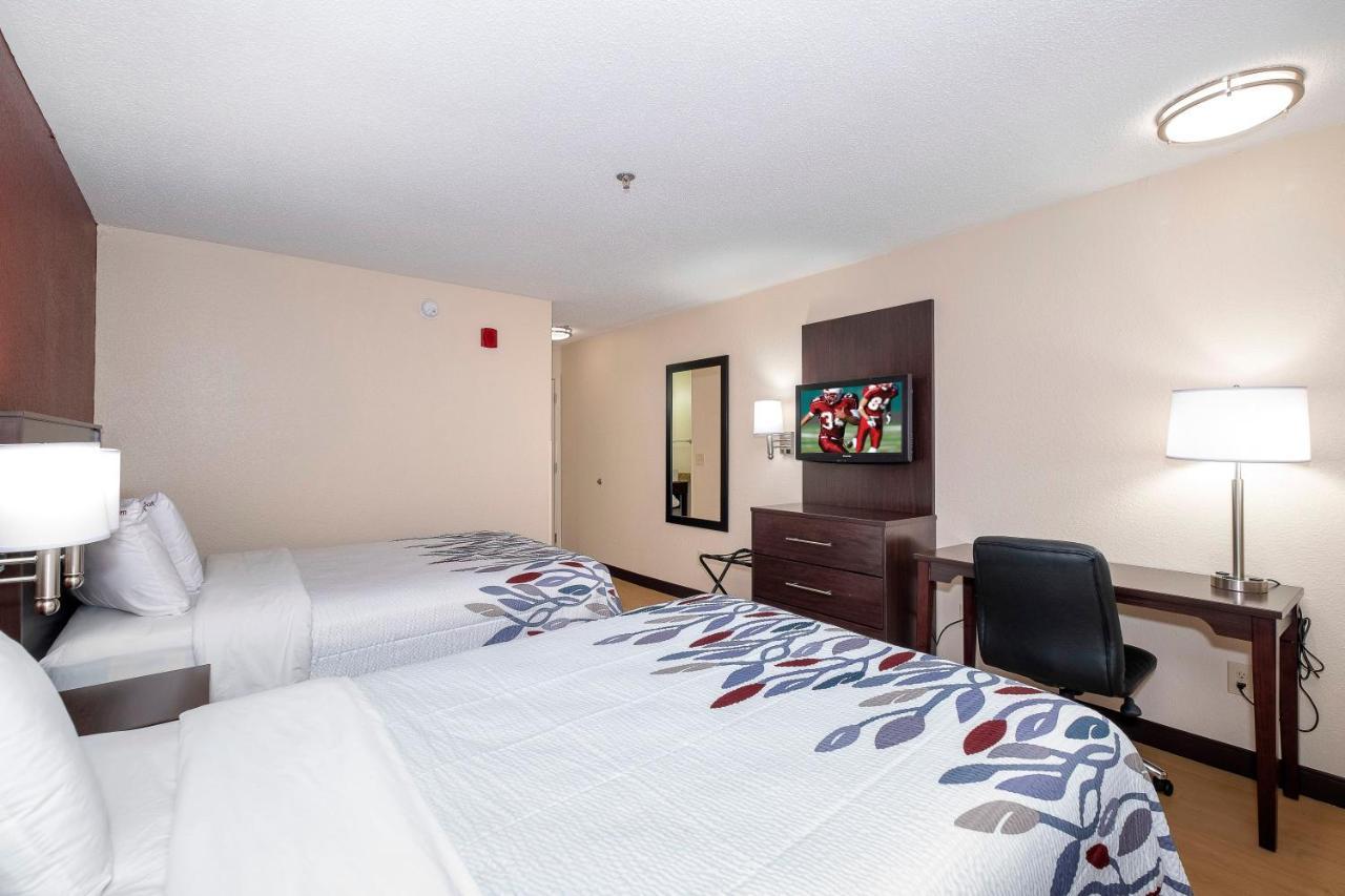 Red Roof Inn Raleigh Southwest - Cary Kültér fotó